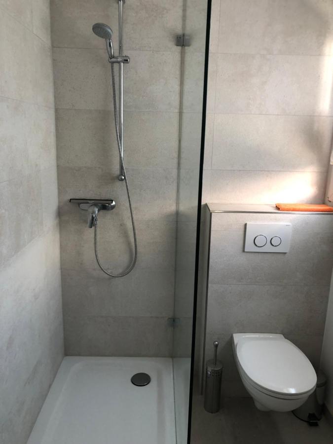 Appartamento Bel Art Etage Mit Grossem Parkplatz Haan Esterno foto